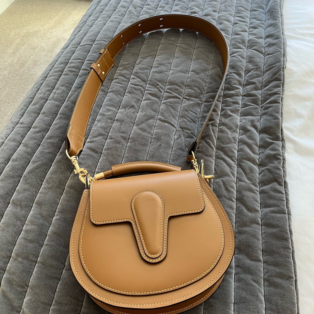 Tan leather cross body purse